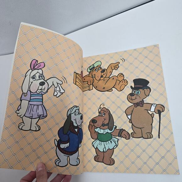 Vintage 1986 Golden Book Pound Puppies The Gate Crashers - Picture 2 of 7